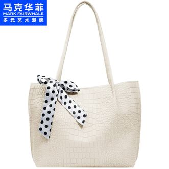 马克华菲  休闲户外包女士单肩包750204