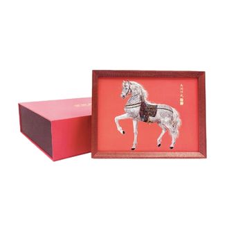 深圳航空  雕刻画《马到功成》（8寸）