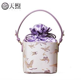 天煦/PMSIX  包包女包旗袍包新中式国风手提包大容量单肩斜挎包轻奢水桶包 P17061304