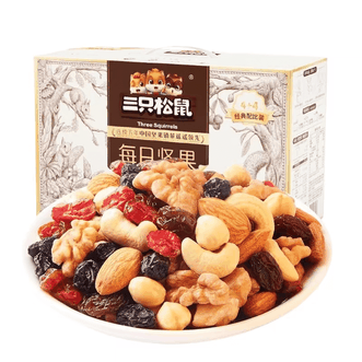 三只松鼠(Three Squirrels)  每日坚果750g/30包健康混合干果果仁零食礼盒4种坚果4种果干